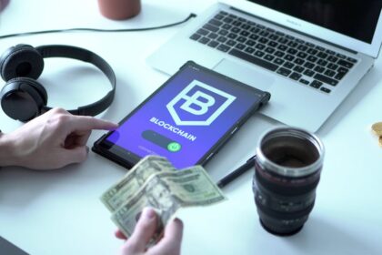 Which Is the No. 1 Money Earning App